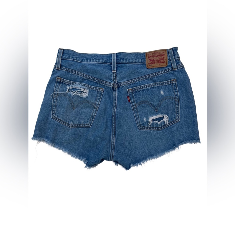 Levi’s Women’s 501 Shorts Distressed